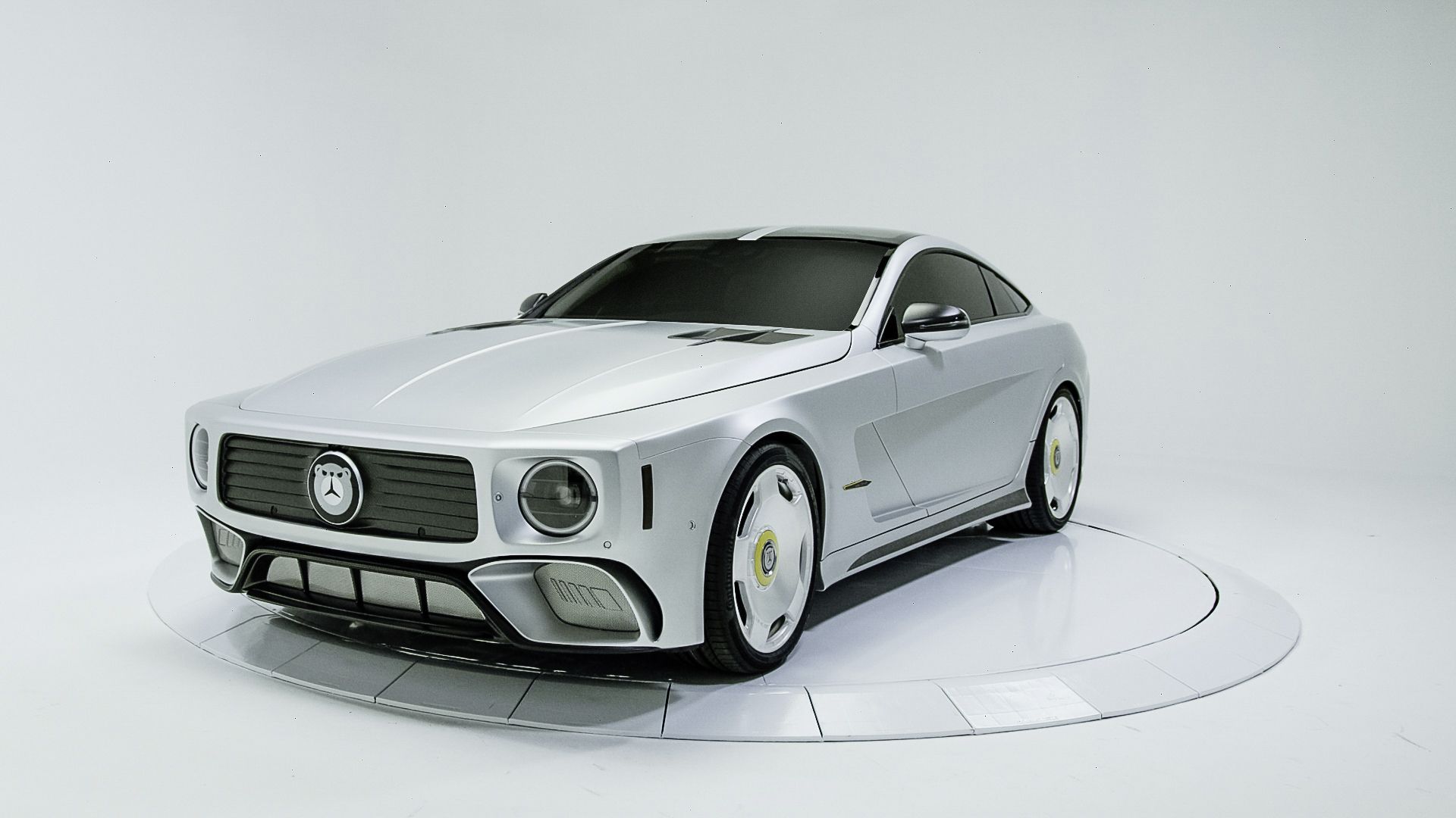 Mercedes AMG GT W1